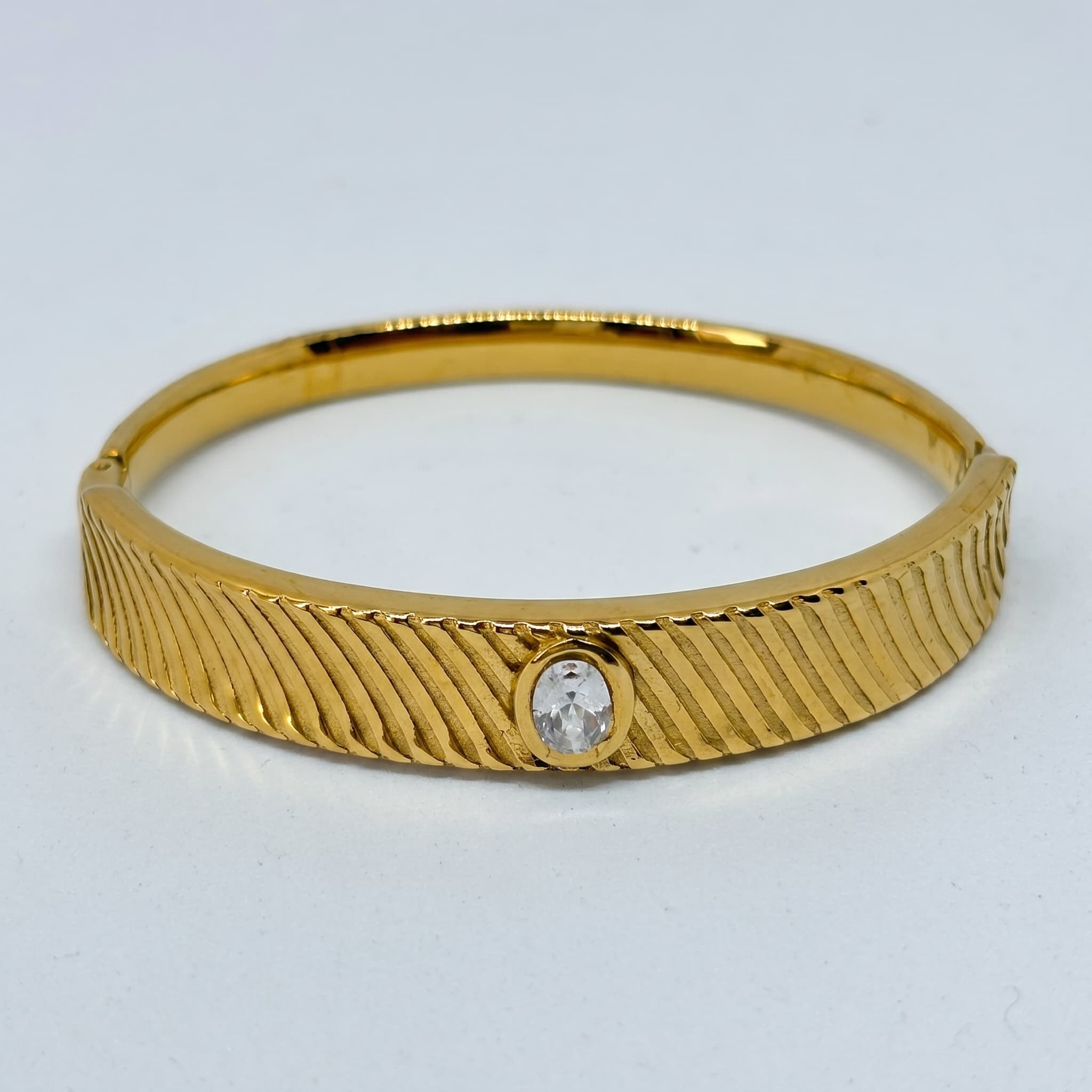 textured stone hinge bracelet