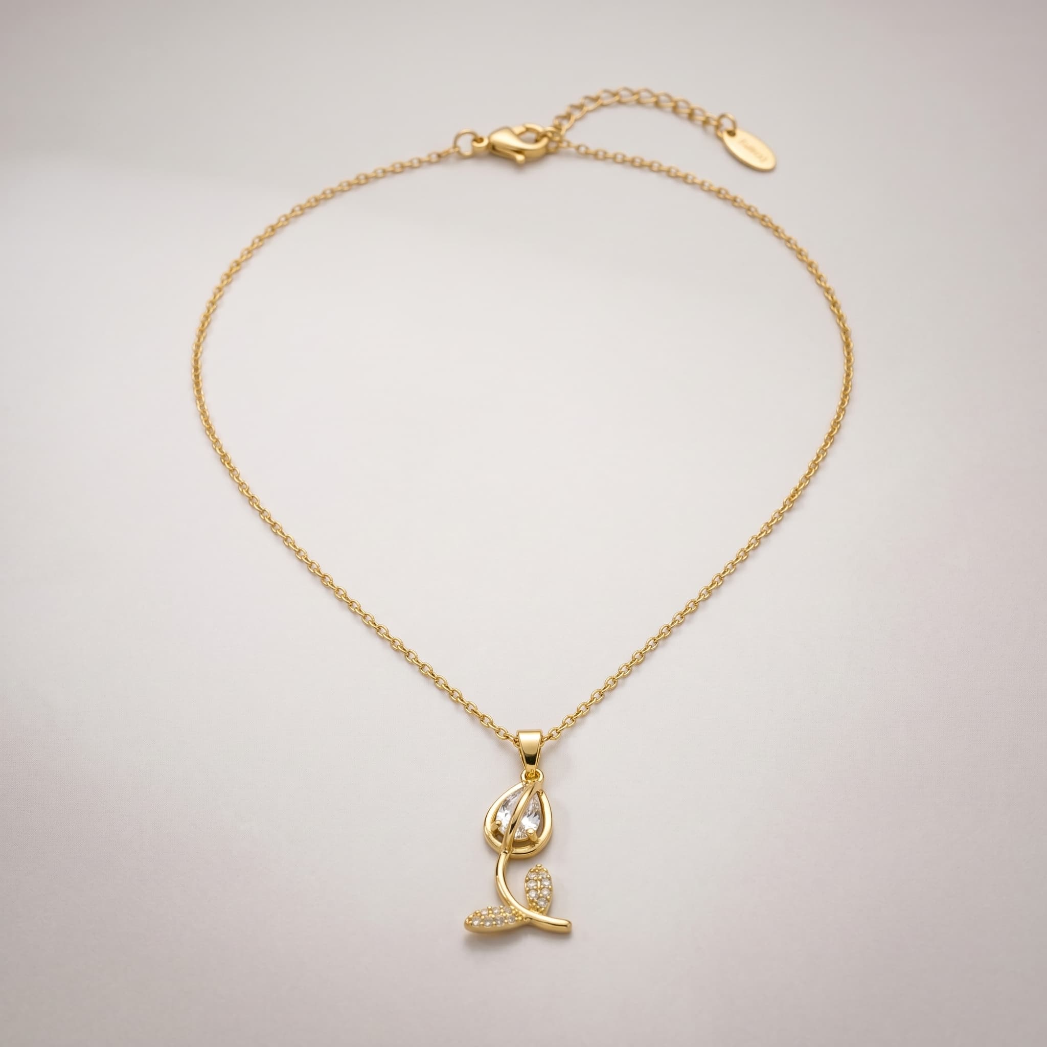 dainty tulip gold pendant necklace