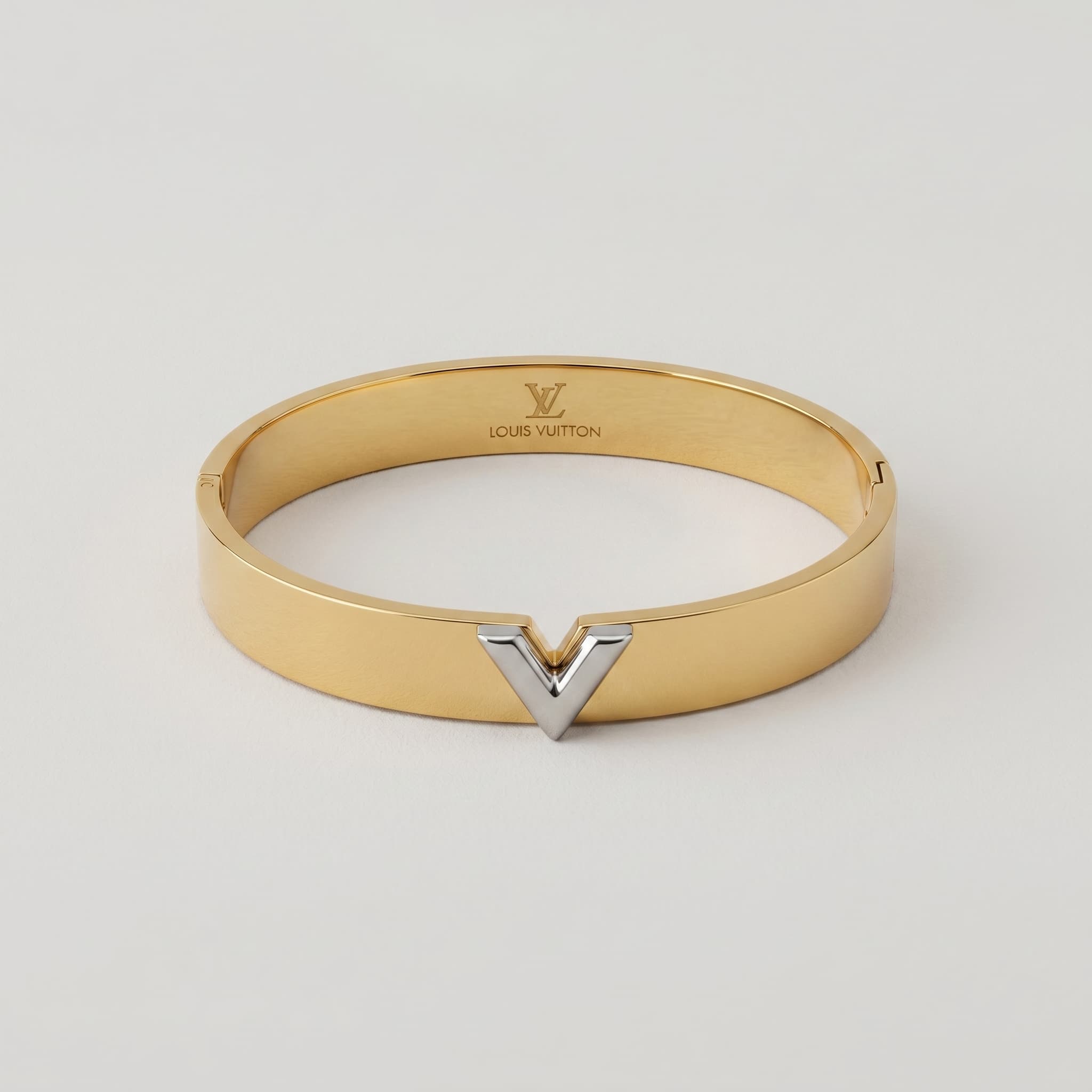v-detail gold hinge bracelet