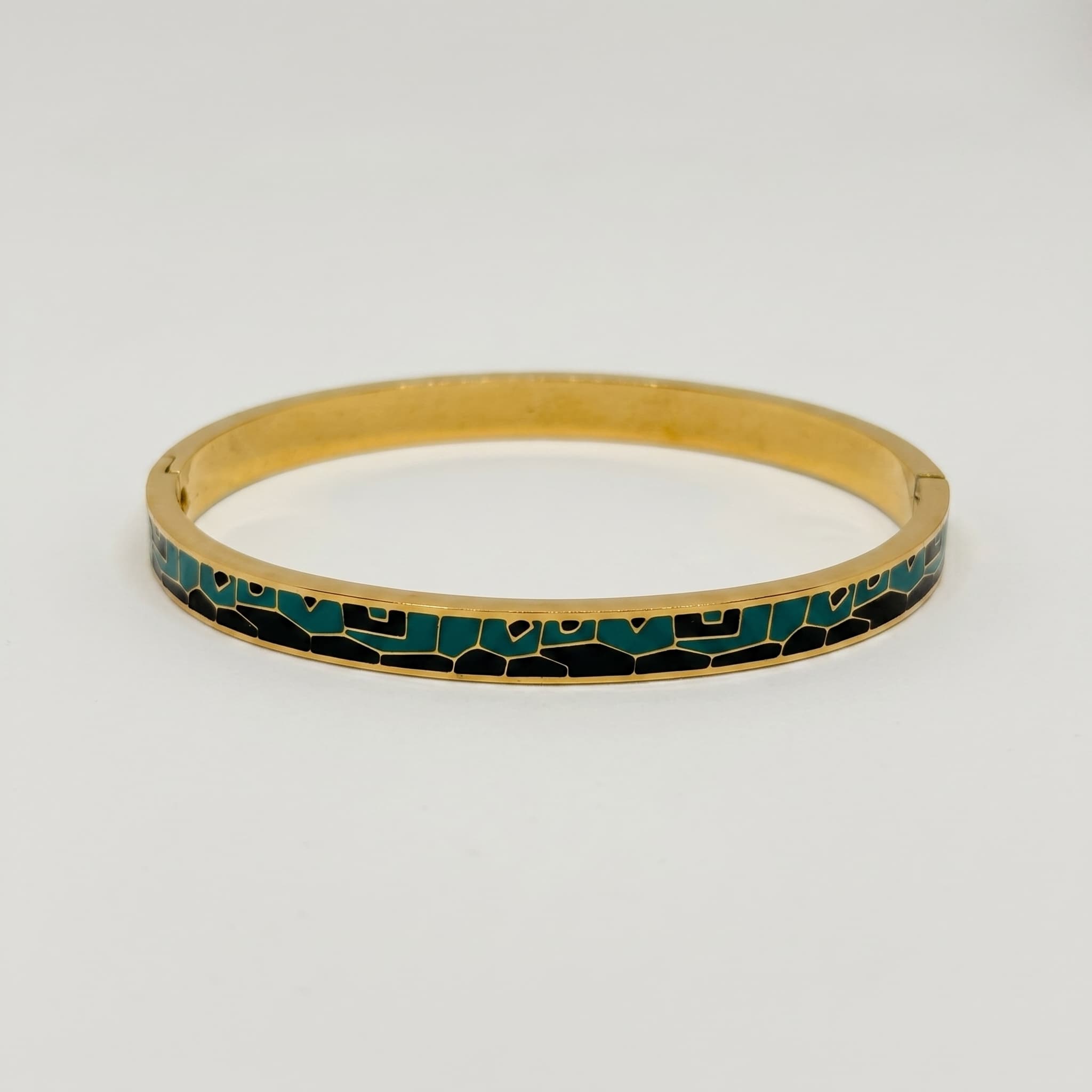 enamel detail gold bangle