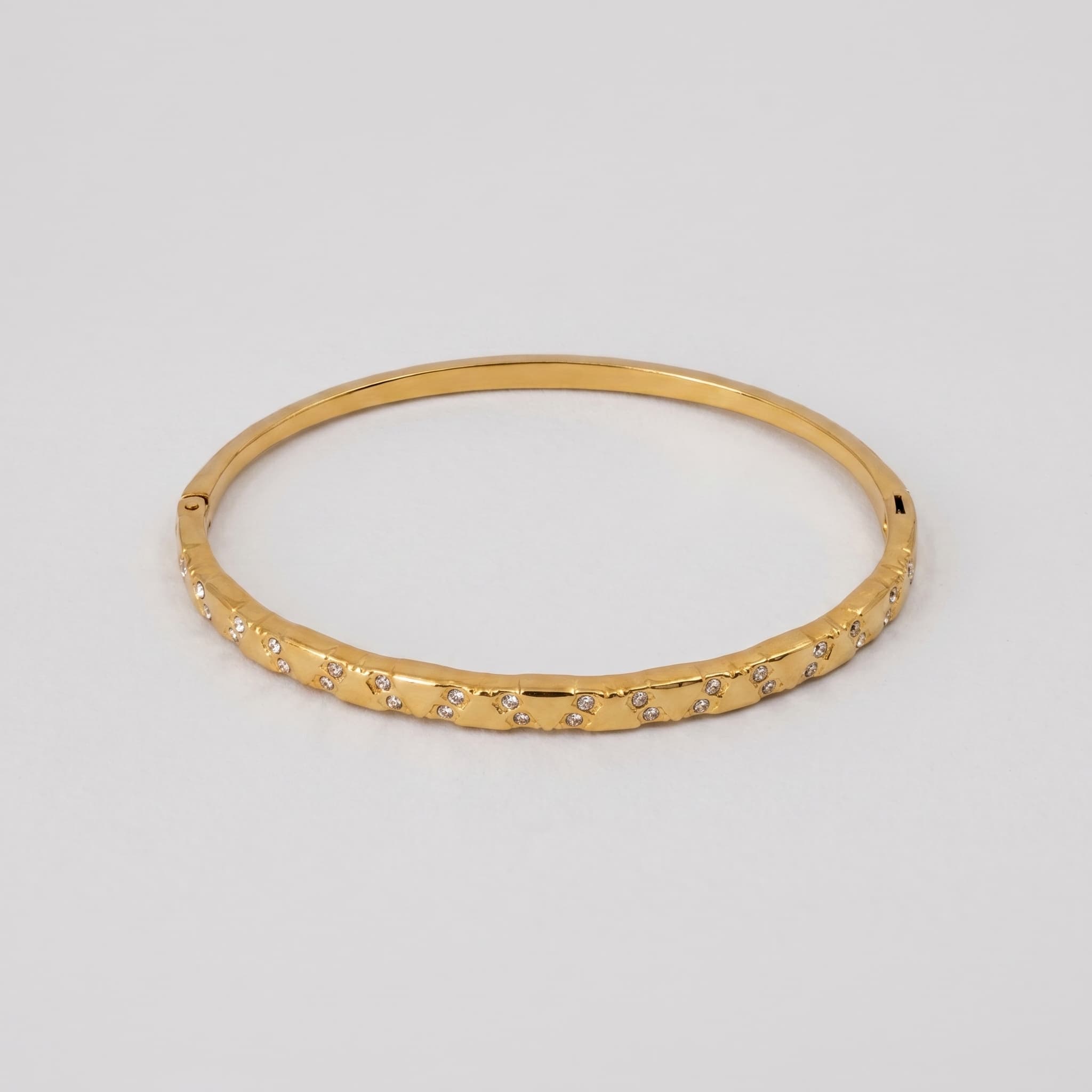 gently textured gold stone bangle