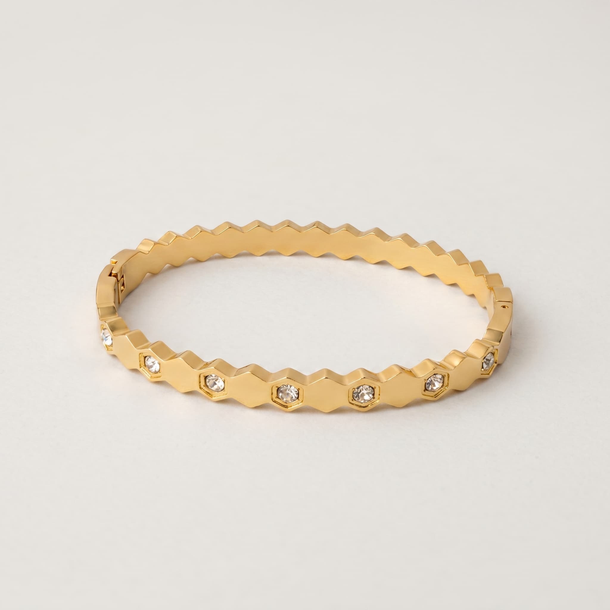 zigzag crystal bangle