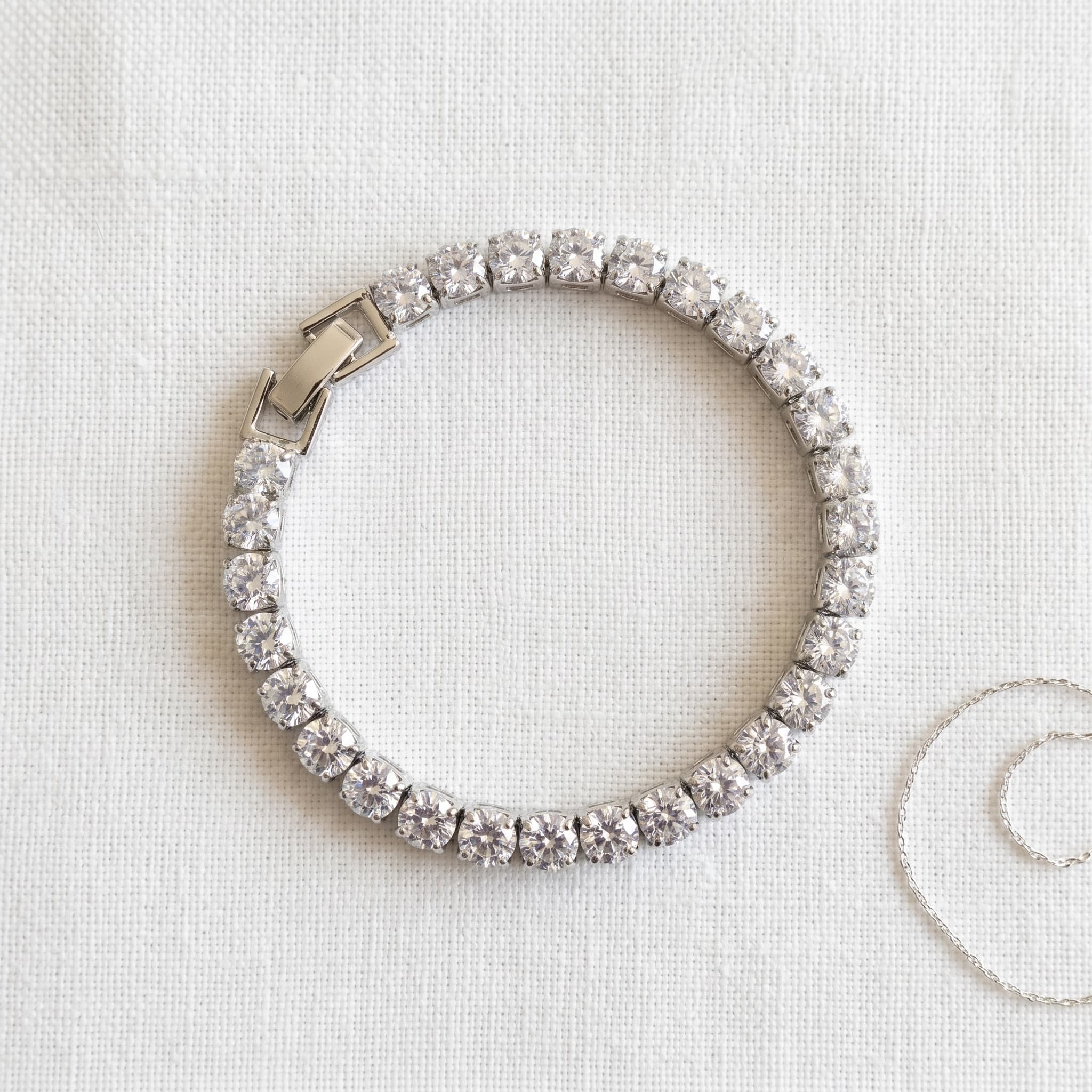 your go-to crystal bracelet