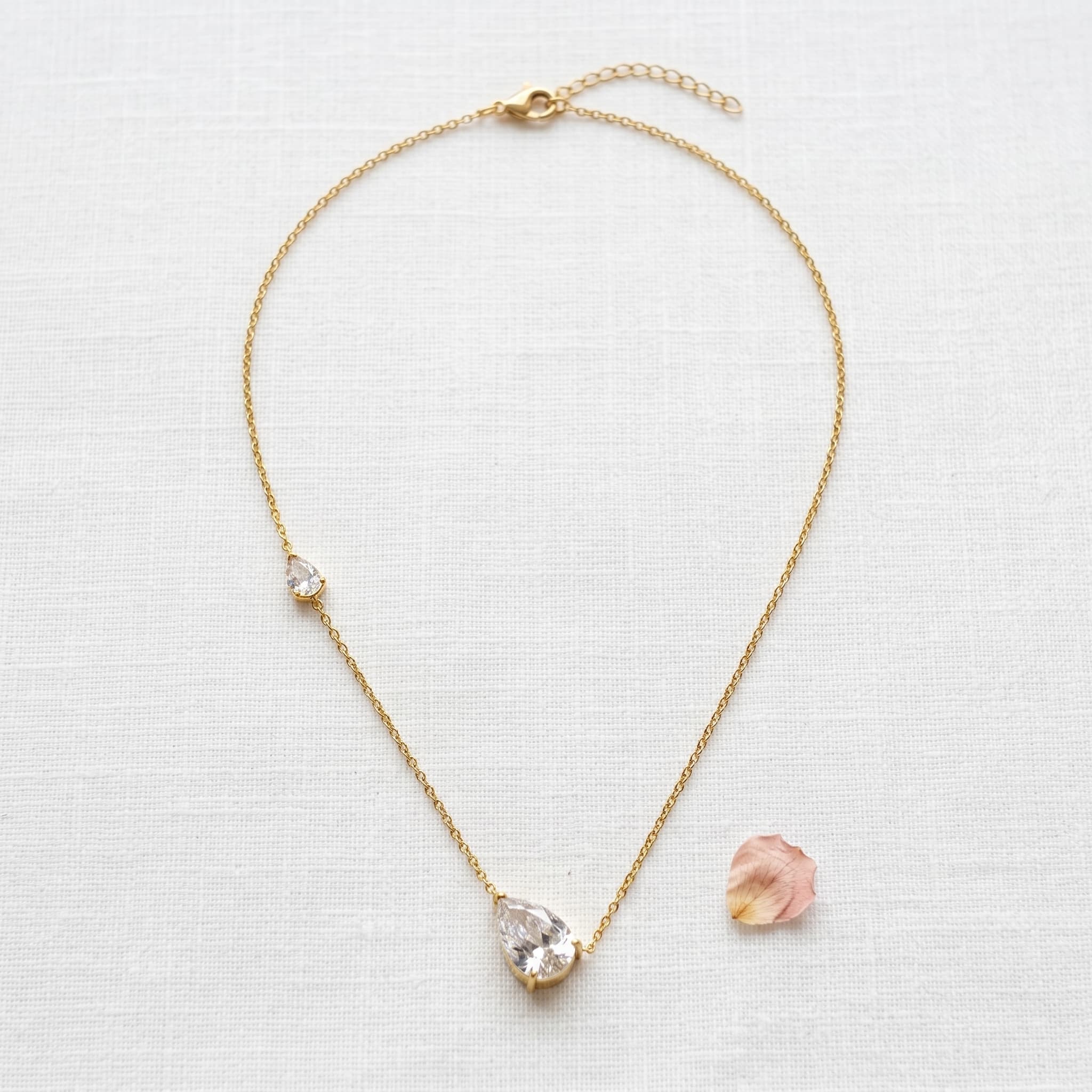 asymmetrical teardrop gold necklace
