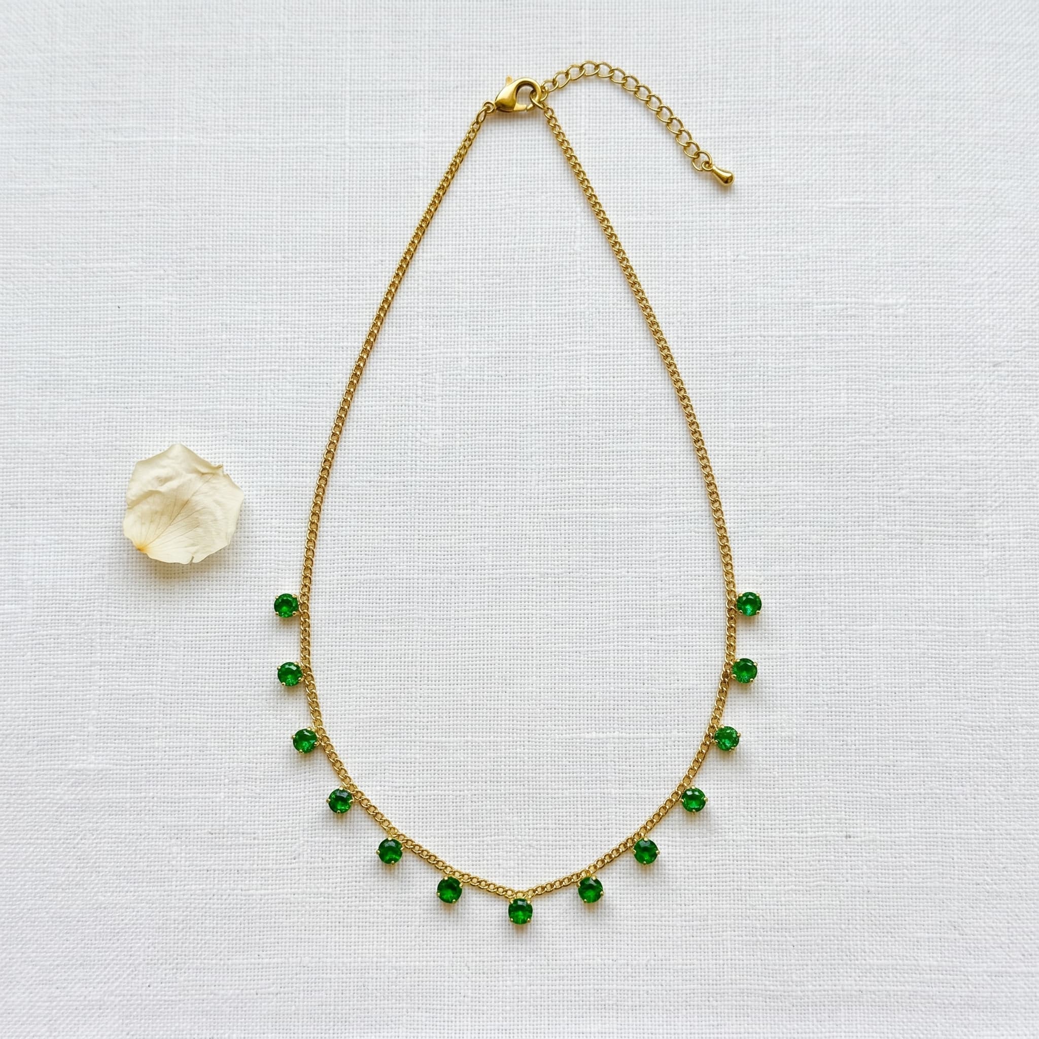 emerald stone gold chain