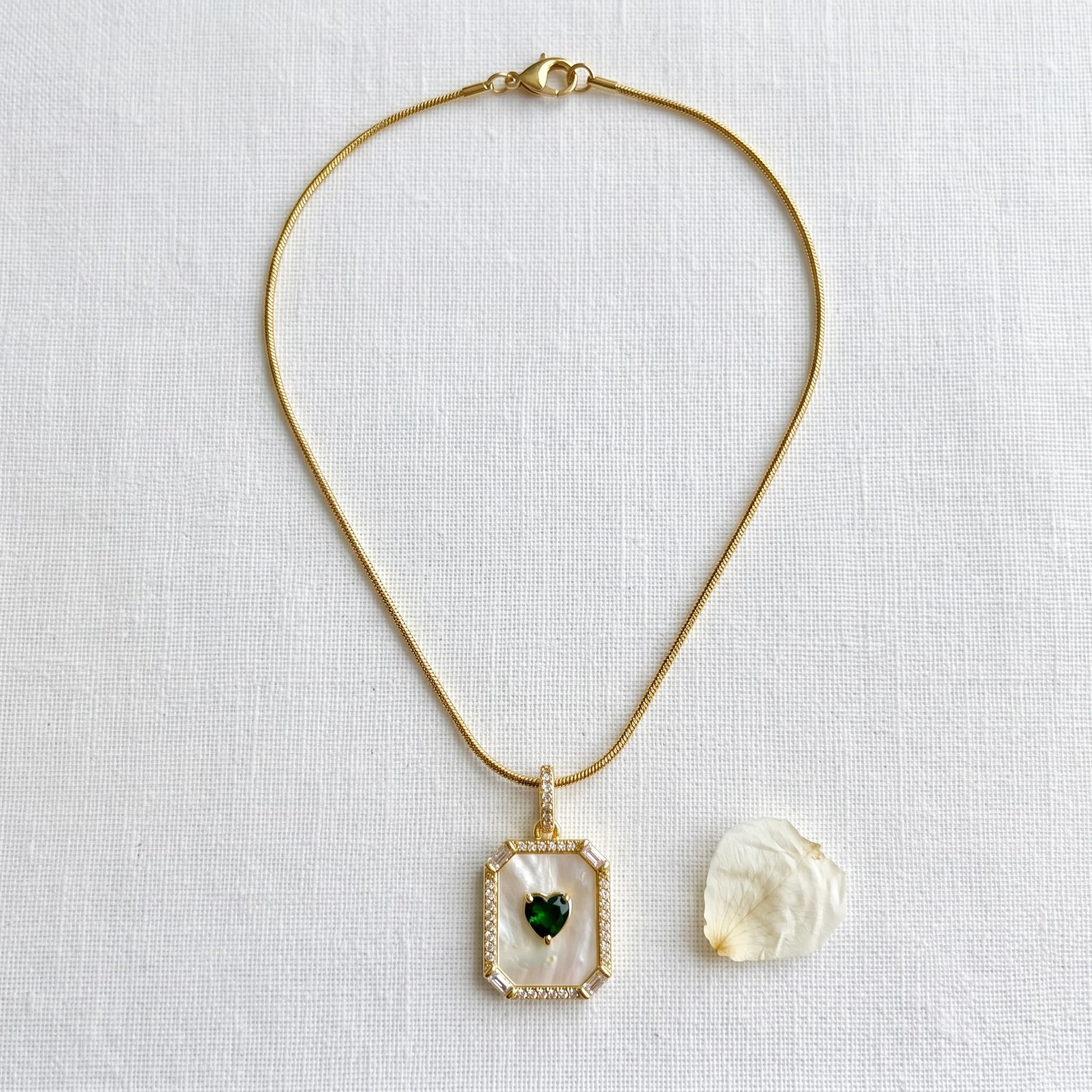 emerald heart mother of pearl pendant