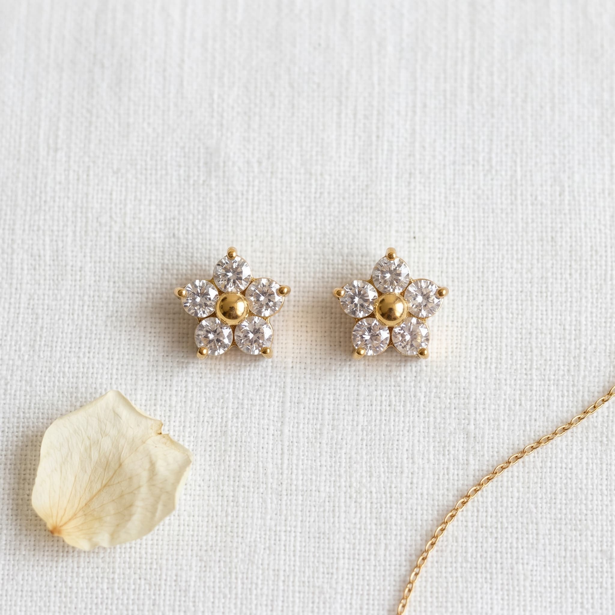 Dazzling Dipti Earrings