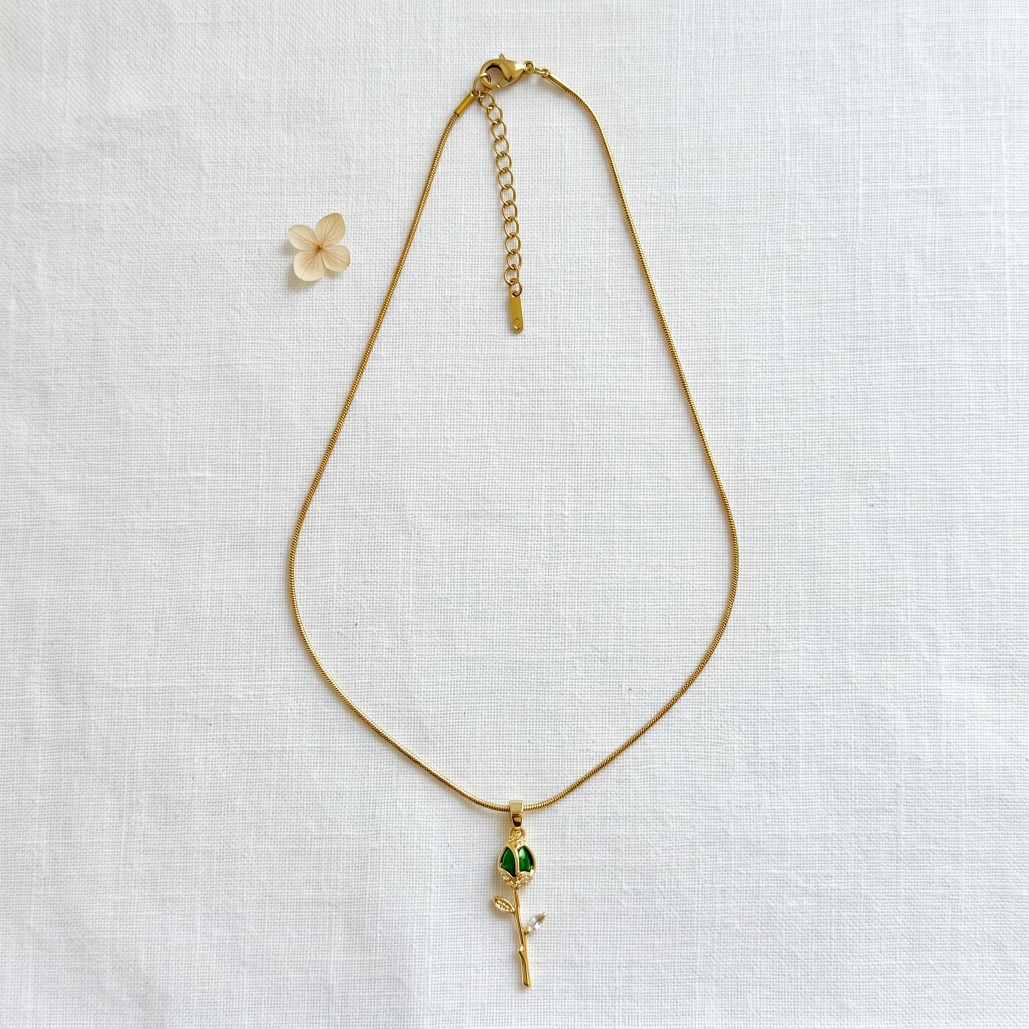 tiny emerald rose pendant necklace