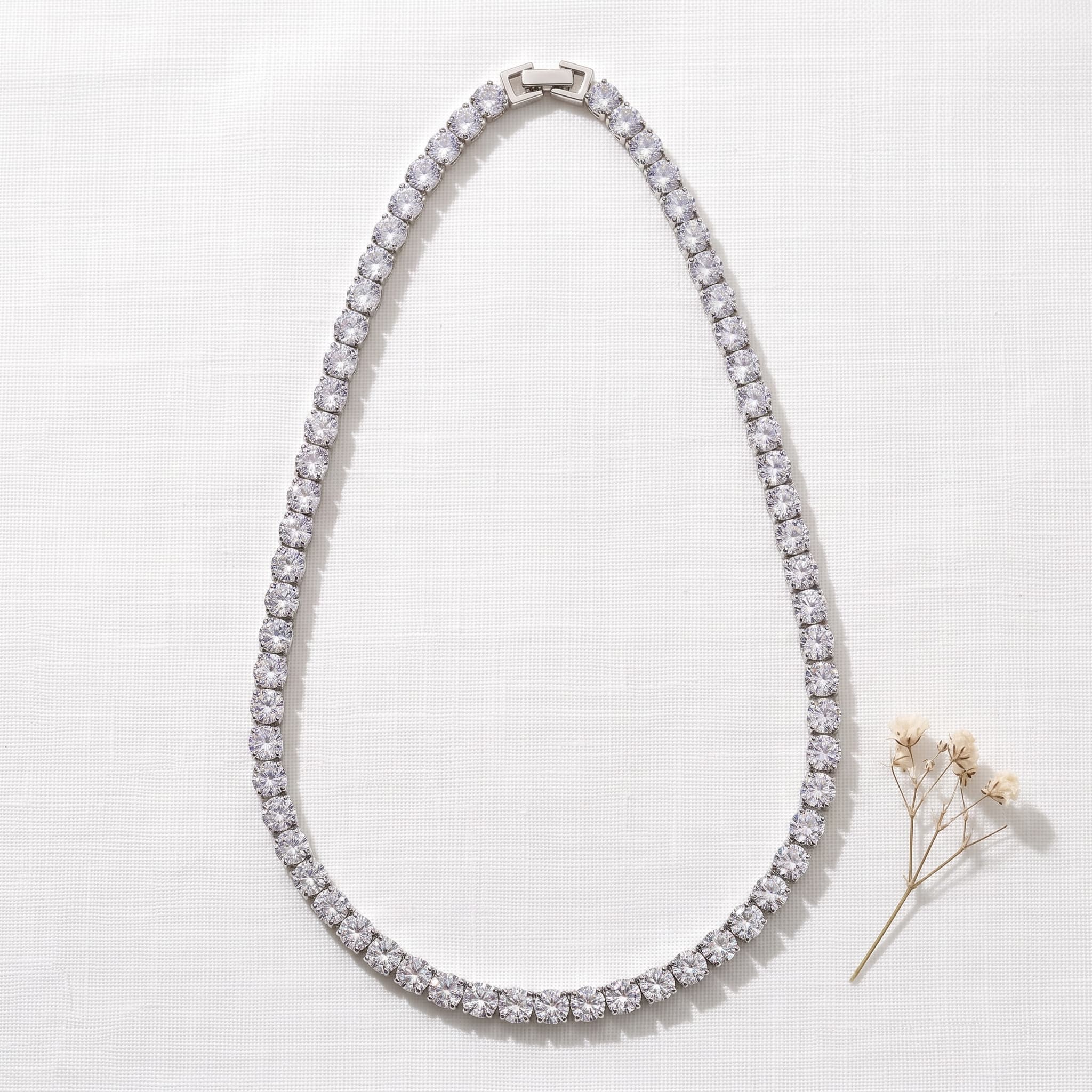 classic silver tennis necklace (Bigger stone)