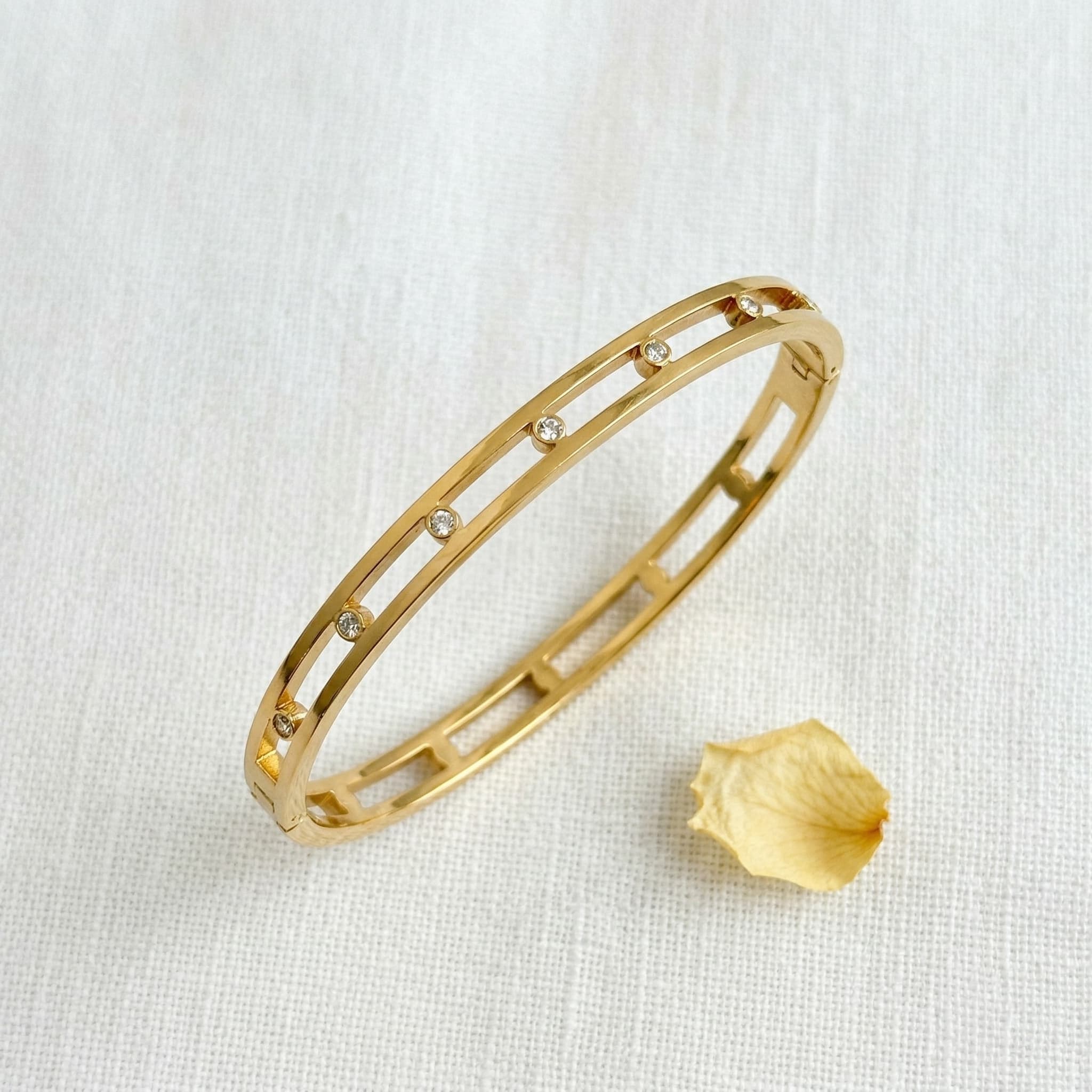 h-link gold stone cuff