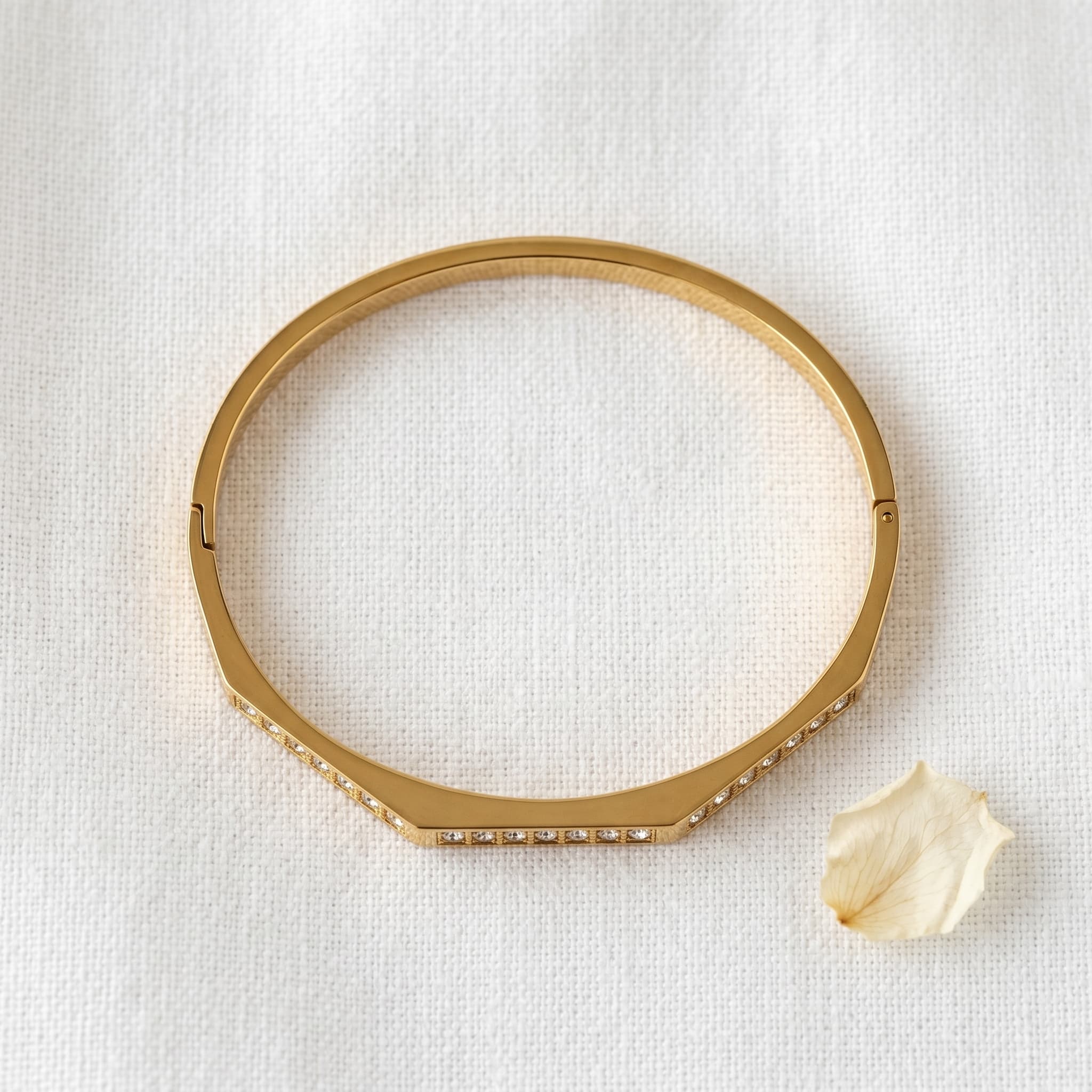 geometric stone detail bangle