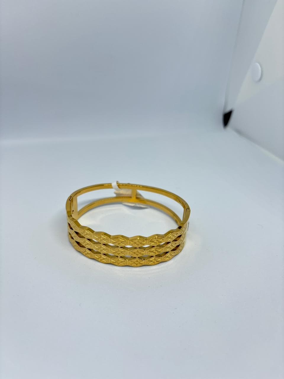 textured gold mesh cuff