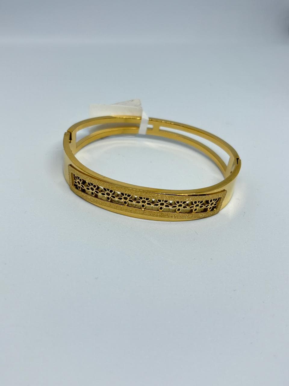 golden floral shimmer cuff