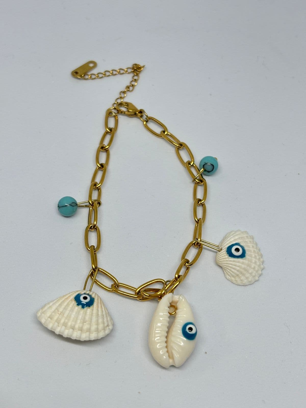 summer breeze shell charm bracelet