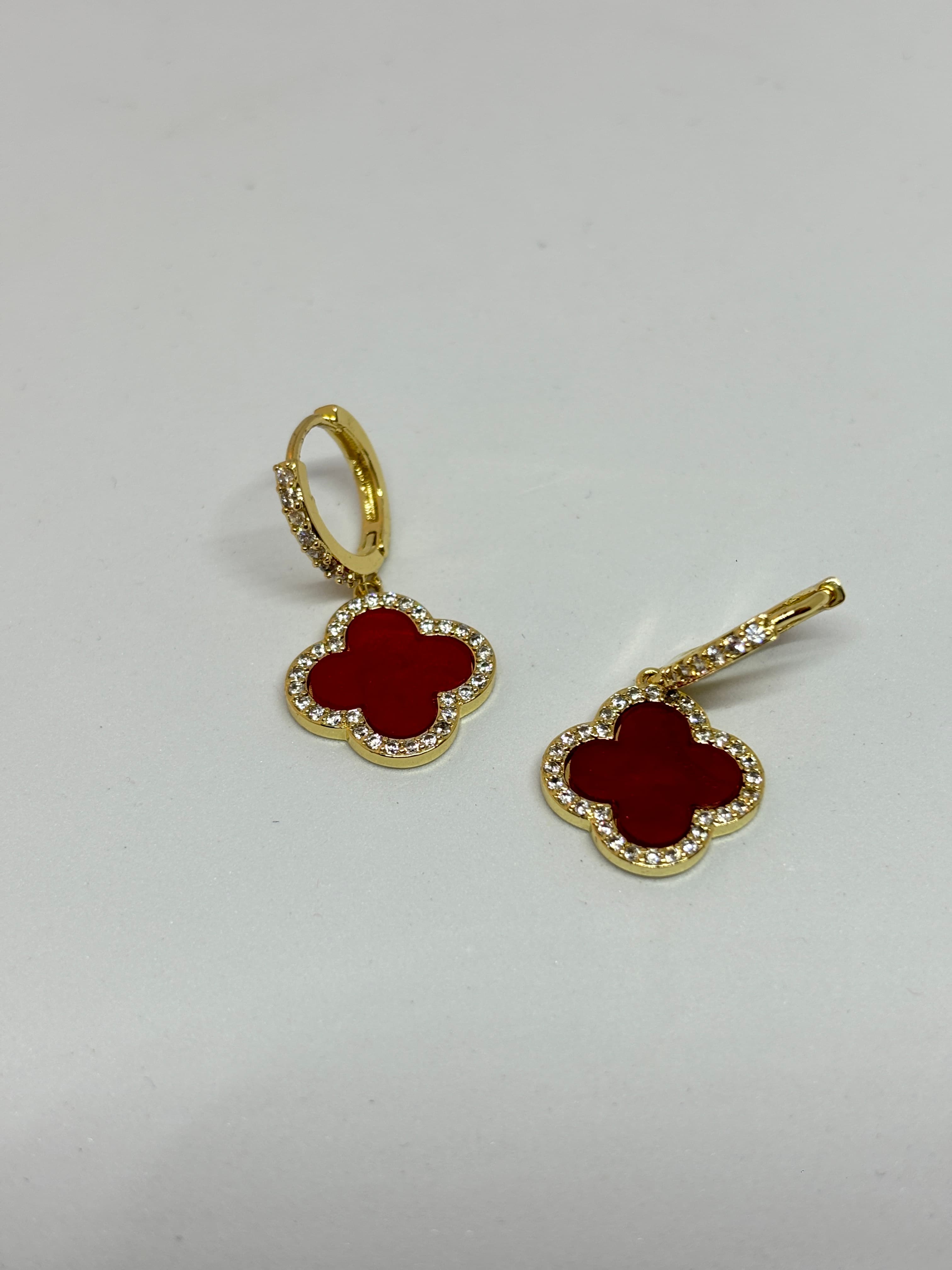 red clover huggie hoops