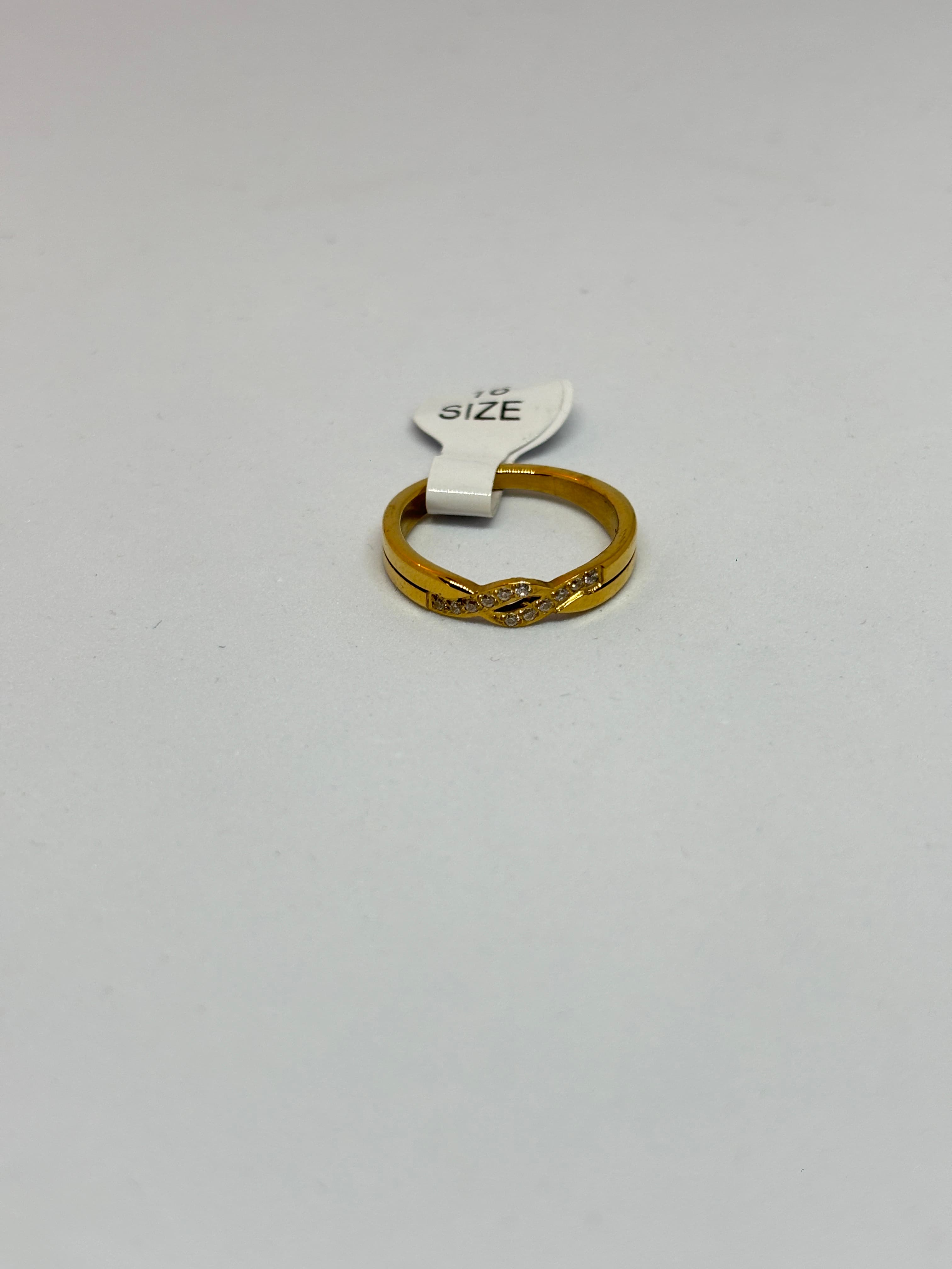 gently twisted gold band