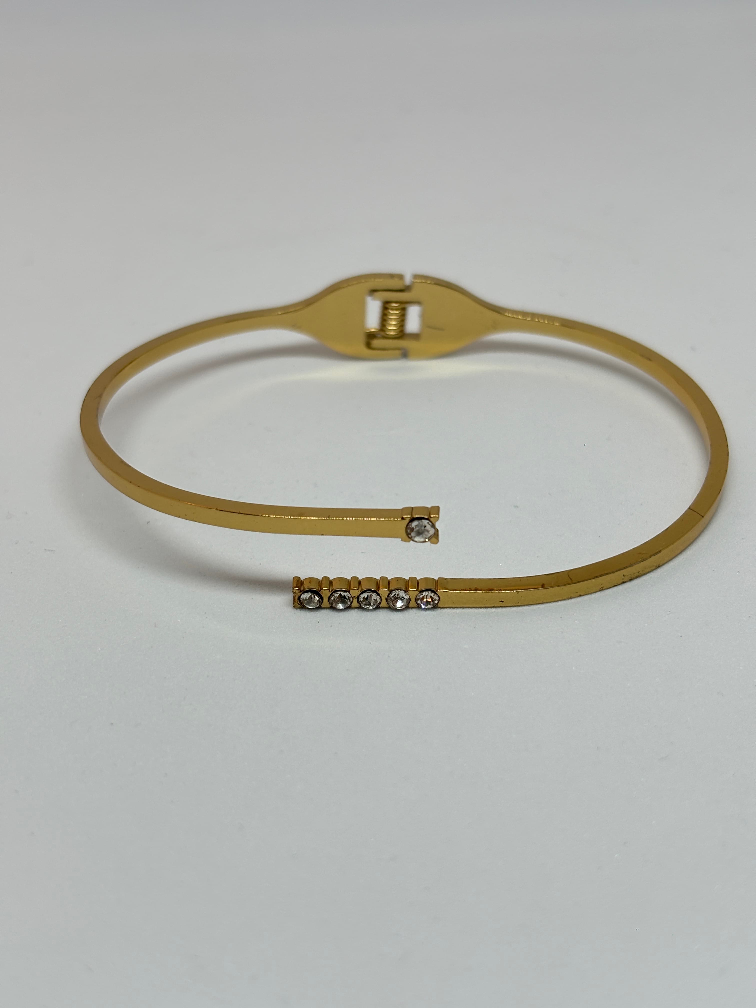 minimal gold crystal cuff