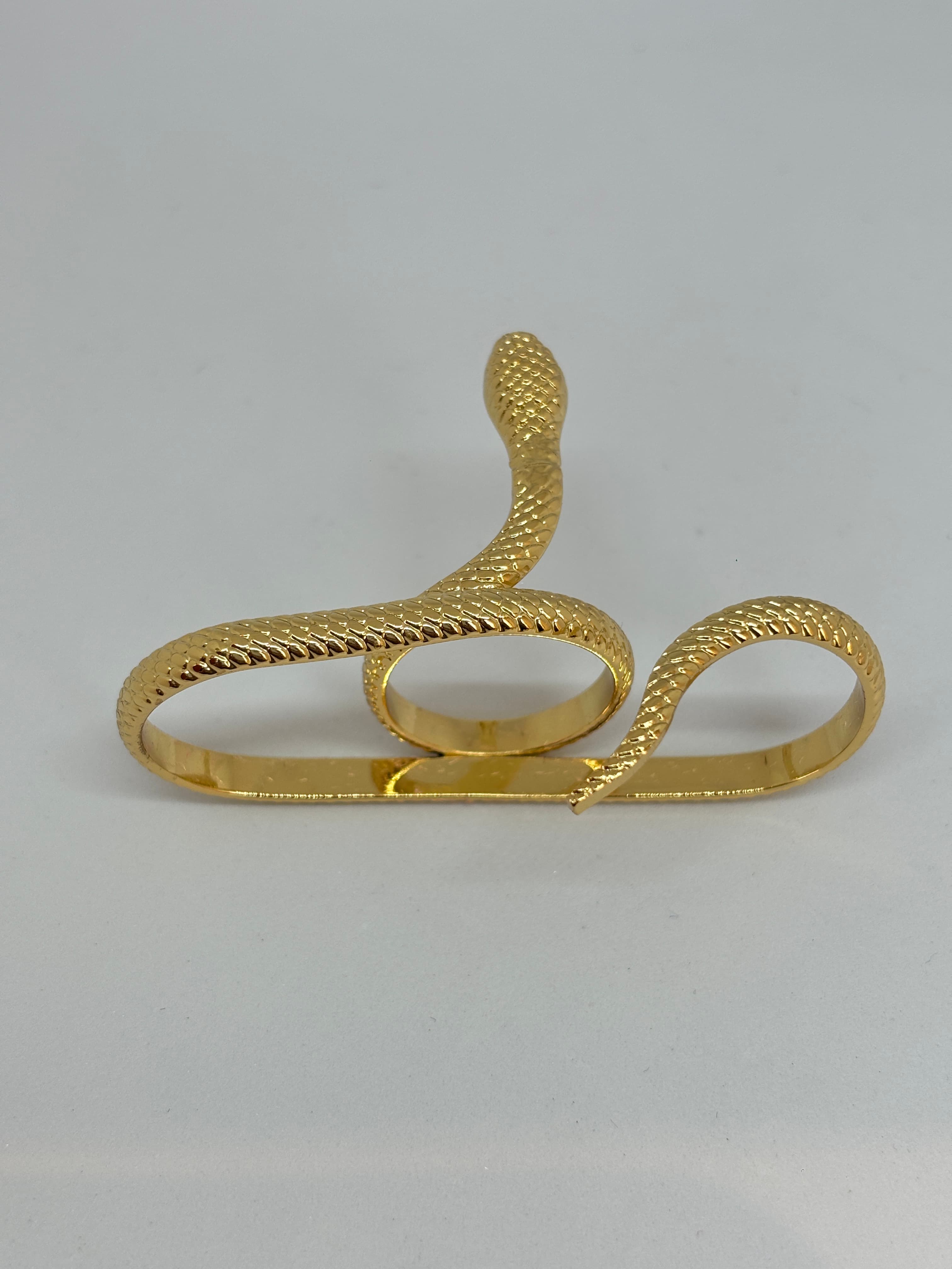 slithering double finger ring